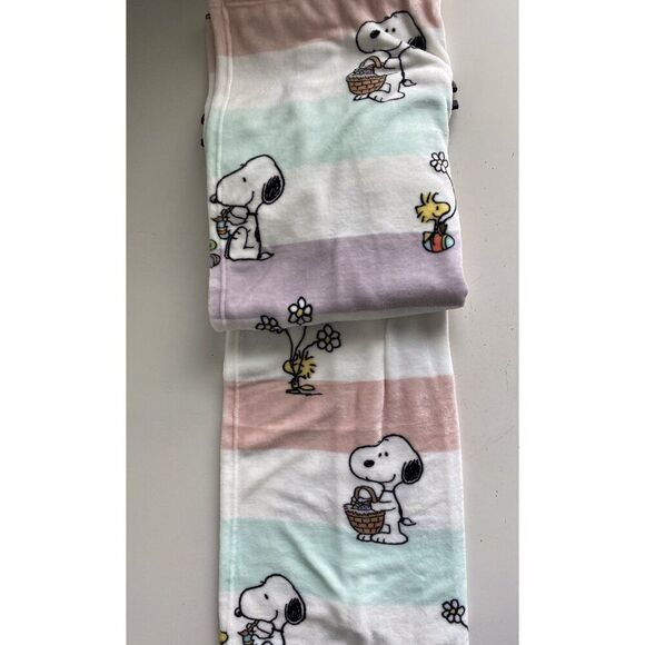 Peanuts Snoopy Woodstock Spring Easter Eggs 50 X 70" Throw Blanket Blue Pink NEW - Picture 16 of 16